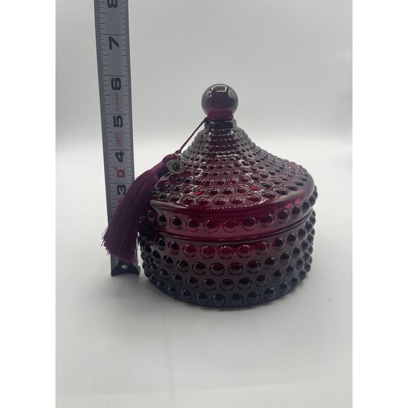 Red Jasper Soy Blend Candle 14 Oz. House of Harlow 1960 New HTF Tassel Charm - Picture 11 of 11